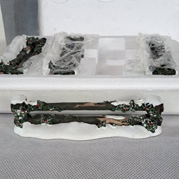 Department 56 Village Accessories #52722 Holly Split Rail Fence Set of 4 - Picture 11 of 12
